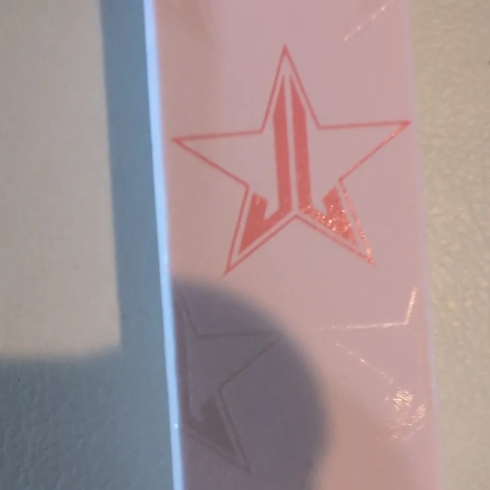 Jeffree Star Velvet Matte  Grave Digger Lipstick - New